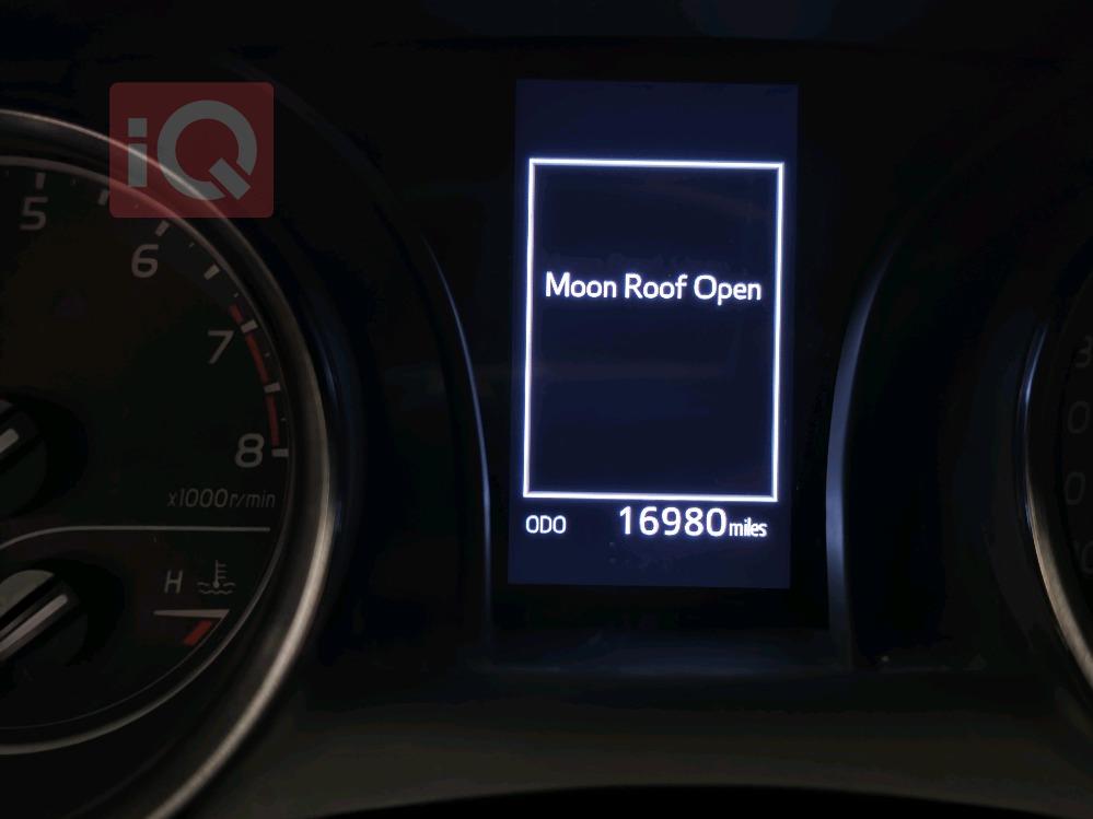 تۆیۆتا کامری